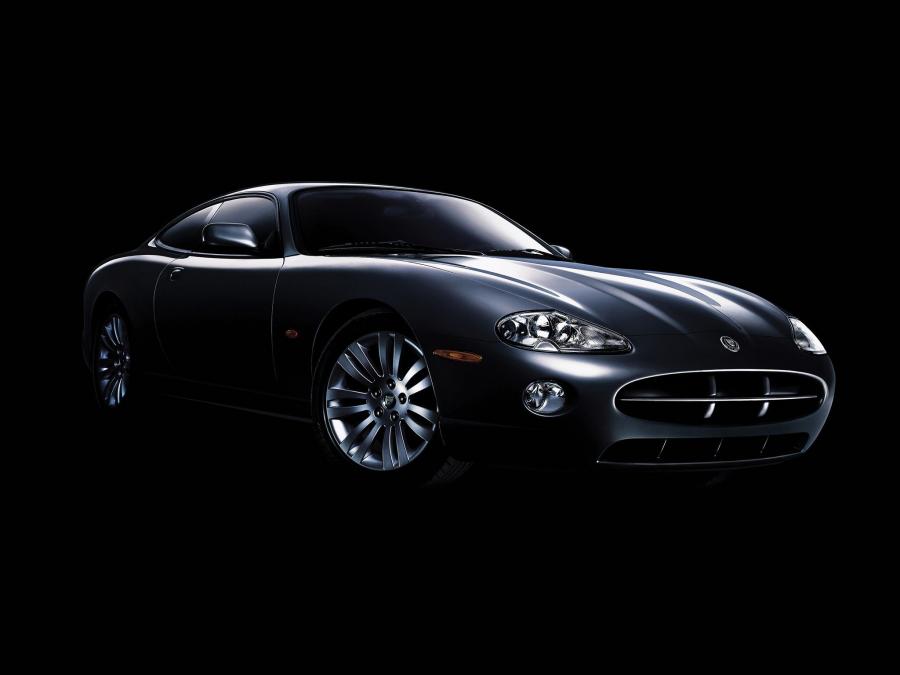  Jaguar XK8 Coupe 2004 года  (фото 2 из 2)